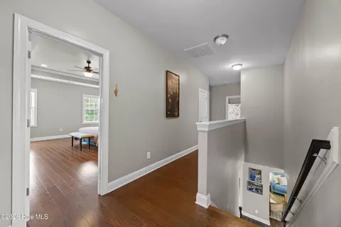 Entry Way - 110 E Conolly Ct, Hampstead, NC 28443 photo 7 of 9
