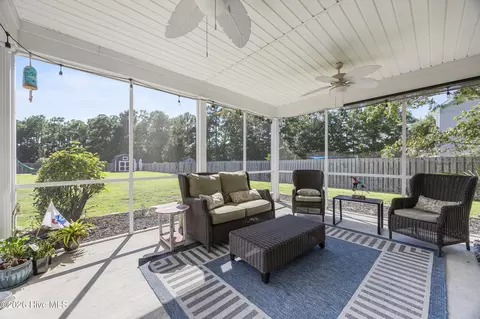 Exterior - 110 E Conolly Ct, Hampstead, NC 28443 photo 4 of 12