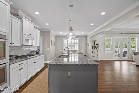 Kitchen - 110 E Conolly Ct, Hampstead, NC 28443 photo 2 of 7