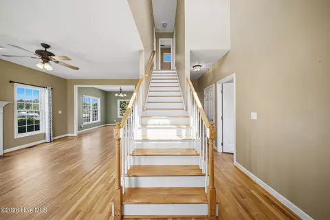 Entry Way - 117 Middle Point Rd, Hampstead, NC 28443 photo 1 of 2