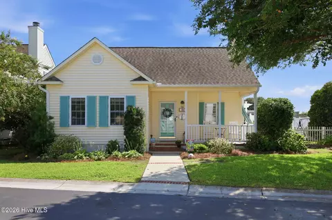 200 Macgregor Dr, Beaufort, NC 28516