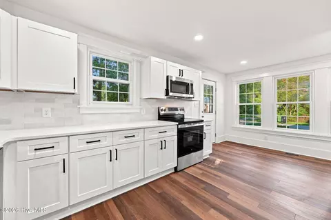 Kitchen - 296 Fourth St, Ayden, NC 28513 photo 2 of 3