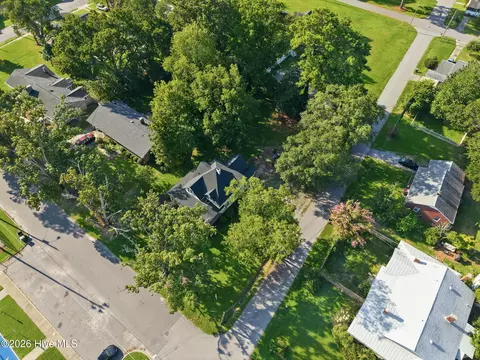 View/Area - 296 Fourth St, Ayden, NC 28513 photo 2 of 8