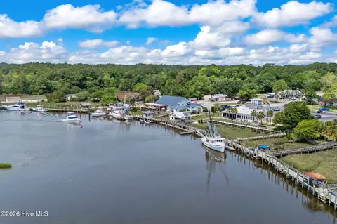 View/Area - 1033 Harbor Dr, Calabash, NC 28467 photo 11 of 19