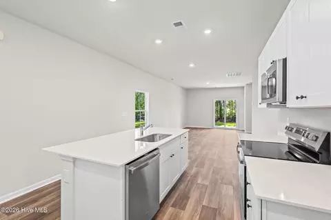 Kitchen - 1033 Harbor Dr, Calabash, NC 28467 photo 5 of 6