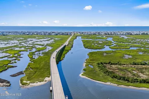 View/Area - 1033 Harbor Dr, Calabash, NC 28467 photo 15 of 19