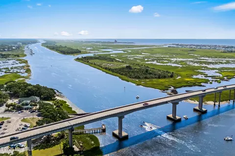 View/Area - 1033 Harbor Dr, Calabash, NC 28467 photo 16 of 19