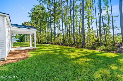 Exterior - 1033 Harbor Dr, Calabash, NC 28467 photo 4 of 5