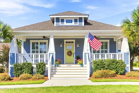 1652 Butterfly Knot Dr SW, Ocean Isle Beach, NC 28469
