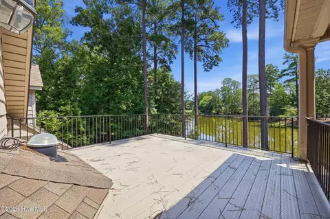 Exterior - 103 Cooper Ct, Chocowinity, NC 27817 photo 3 of 11