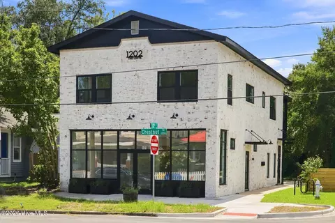1202 Chestnut St, Wilmington, NC 28401