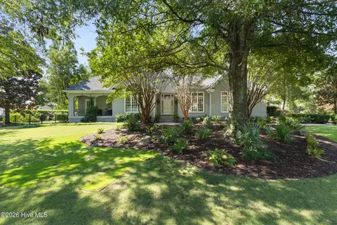 1633 Pembroke Jones Dr, Wilmington, NC 28405