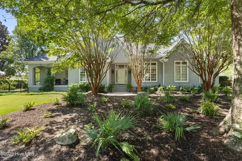 1633 Pembroke Jones Dr, Wilmington, NC 28405