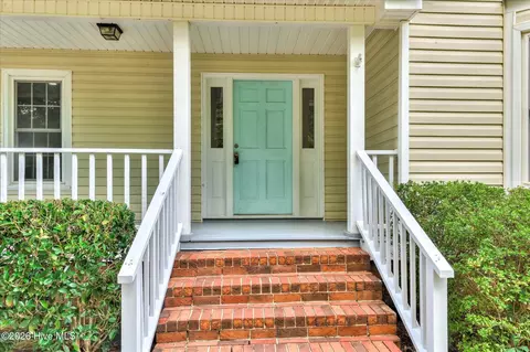 Exterior - 202 Ashley Cir, Martinez, GA 30907 photo 3 of 10