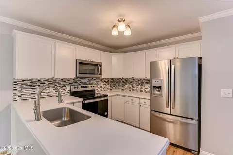 Kitchen - 202 Ashley Cir, Martinez, GA 30907 photo 3 of 6