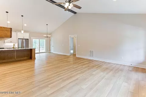 Living - 131 Longleaf Dr, West End, NC 27376 photo 3 of 4