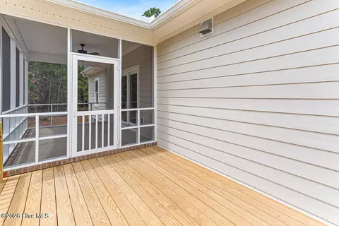 Exterior - 131 Longleaf Dr, West End, NC 27376 photo 6 of 7