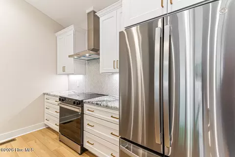 Kitchen - 131 Longleaf Dr, West End, NC 27376 photo 3 of 6