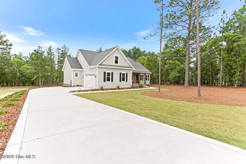 Exterior - 131 Longleaf Dr, West End, NC 27376 photo 1 of 7