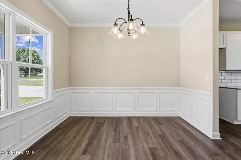 Dining - 125 Wilson St, Erwin, NC 28339 photo 2 of 2