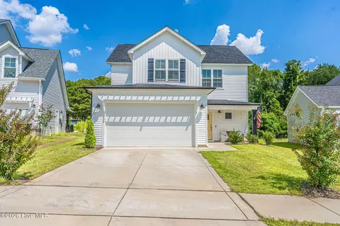 433 Kendall Dr, Southern Pines, NC 28387