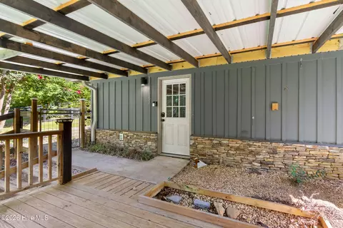 Exterior - 11 Turkey Trl, Warne, NC 28909 photo 12 of 19