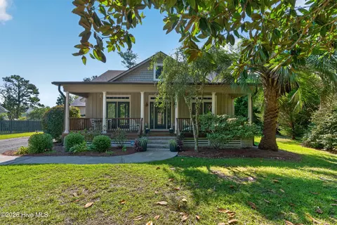 122 Mount Vernon Dr, Wilmington, NC 28403