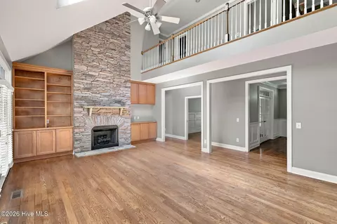 Living - 39 Lasswade Dr, Pinehurst, NC 28374 photo 4 of 6