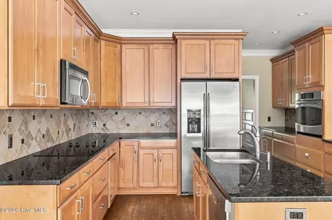 Kitchen - 39 Lasswade Dr, Pinehurst, NC 28374 photo 3 of 5