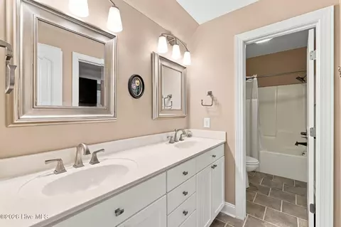 Bath - 39 Lasswade Dr, Pinehurst, NC 28374 photo 4 of 6