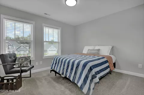 Bedroom - 186 Violetear Rdg, Hampstead, NC 28443 photo 6 of 9