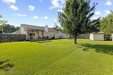 Exterior - 238 Parnell Rd, Hubert, NC 28539 photo 2 of 4