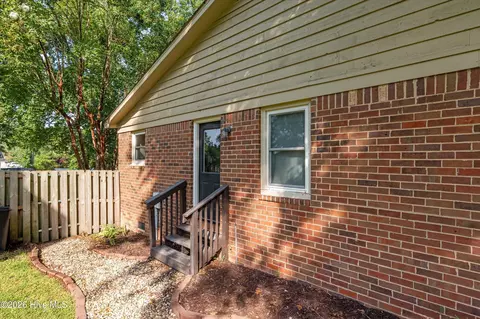 Exterior - 664 Kemper Dr, Evans, GA 30809 photo 5 of 15