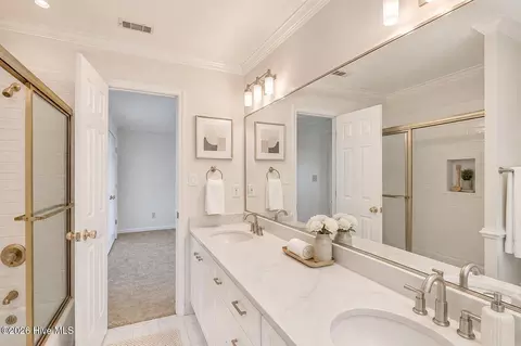 Bath - 4172 Tindall Dr, Evans, GA 30809 photo 3 of 4