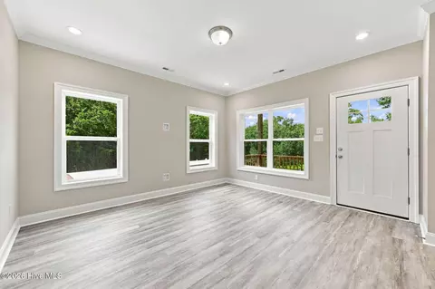 Living - 751 Driftwood Dr, Hampstead, NC 28443 photo 3 of 4