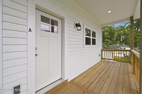 Exterior - 751 Driftwood Dr, Hampstead, NC 28443 photo 5 of 18