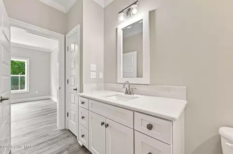 Bath - 751 Driftwood Dr, Hampstead, NC 28443 photo 4 of 7