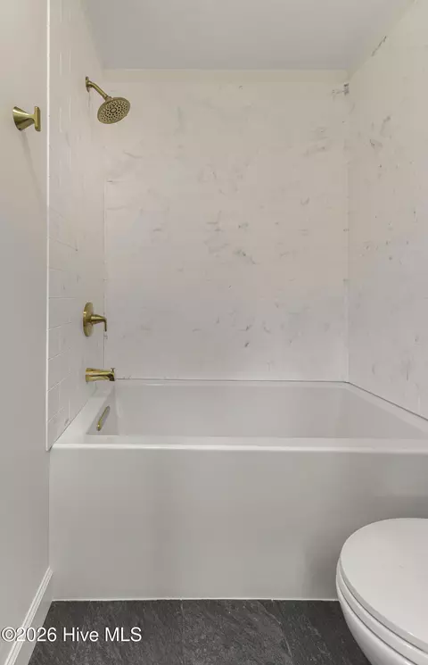 Bath - 170 Tamarisk Ln, Pinehurst, NC 28374 photo 2 of 3