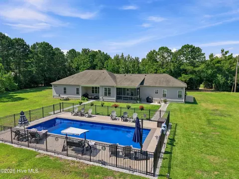 Exterior - 437 Howards Landing Rd, Hampstead, NC 28443 photo 2 of 19