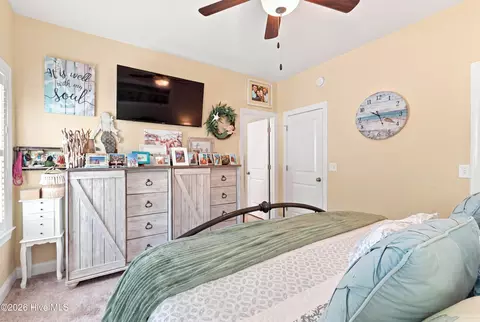 Bedroom - 437 Howards Landing Rd, Hampstead, NC 28443 photo 13 of 15