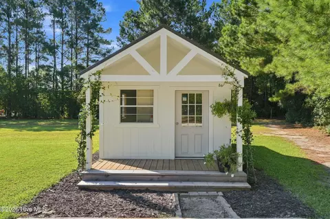 Exterior - 437 Howards Landing Rd, Hampstead, NC 28443 photo 15 of 19