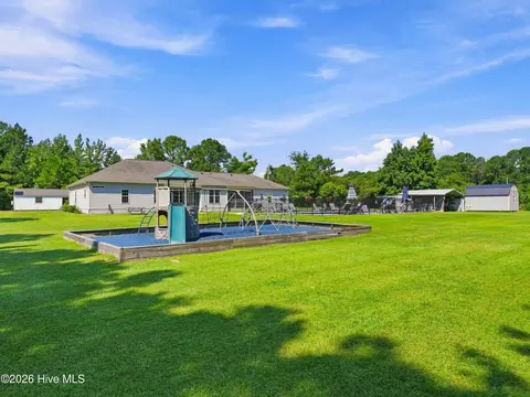 Exterior - 437 Howards Landing Rd, Hampstead, NC 28443 photo 11 of 19
