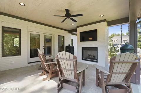 Exterior - 109 Chanticleer Dr, Pinehurst, NC 28374 photo 20 of 23
