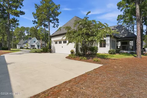 Exterior - 109 Chanticleer Dr, Pinehurst, NC 28374 photo 7 of 23