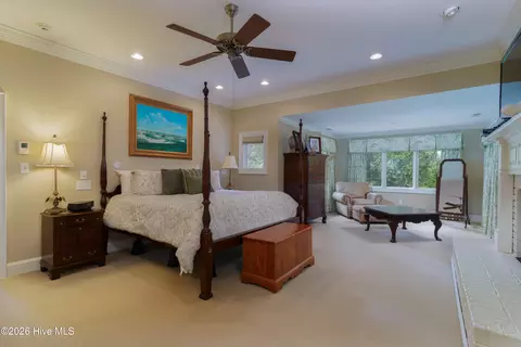 Bedroom - 35 Bel Air Dr, Pinehurst, NC 28374 photo 2 of 11