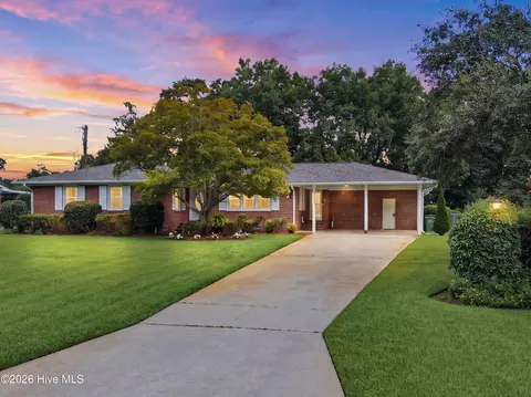 333 Johnston Dr, Wilmington, NC 28412