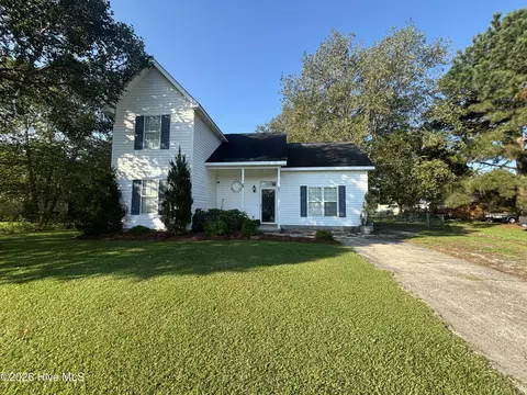 2026 Longview Dr, Greenville, NC 27858