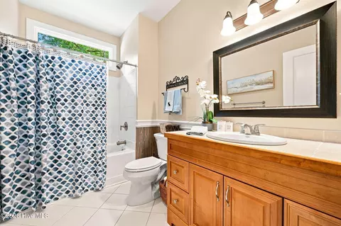 Bath - 104 Pamlico Pl, Chocowinity, NC 27817 photo 1 of 5