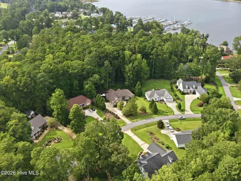 View/Area - 104 Pamlico Pl, Chocowinity, NC 27817 photo 3 of 6