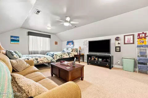 Bedroom - 104 Pamlico Pl, Chocowinity, NC 27817 photo 6 of 7